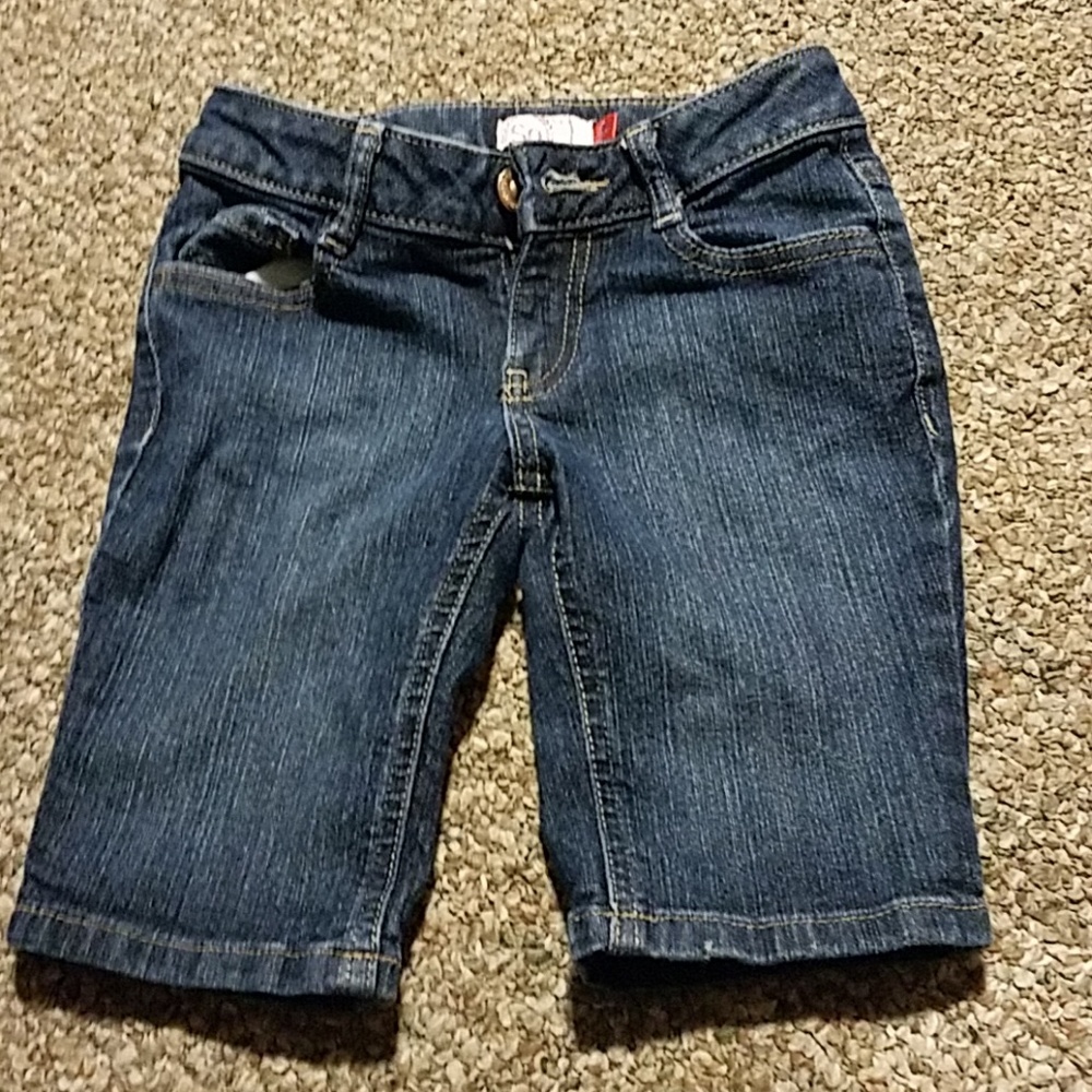 Girls size 7 SO jeans